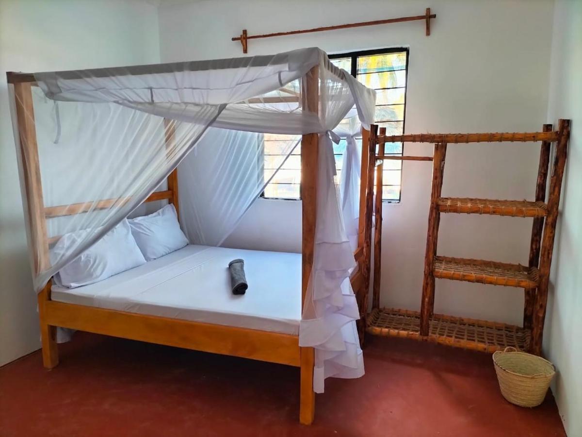 Mambo Leo Hostel Paje Buitenkant foto