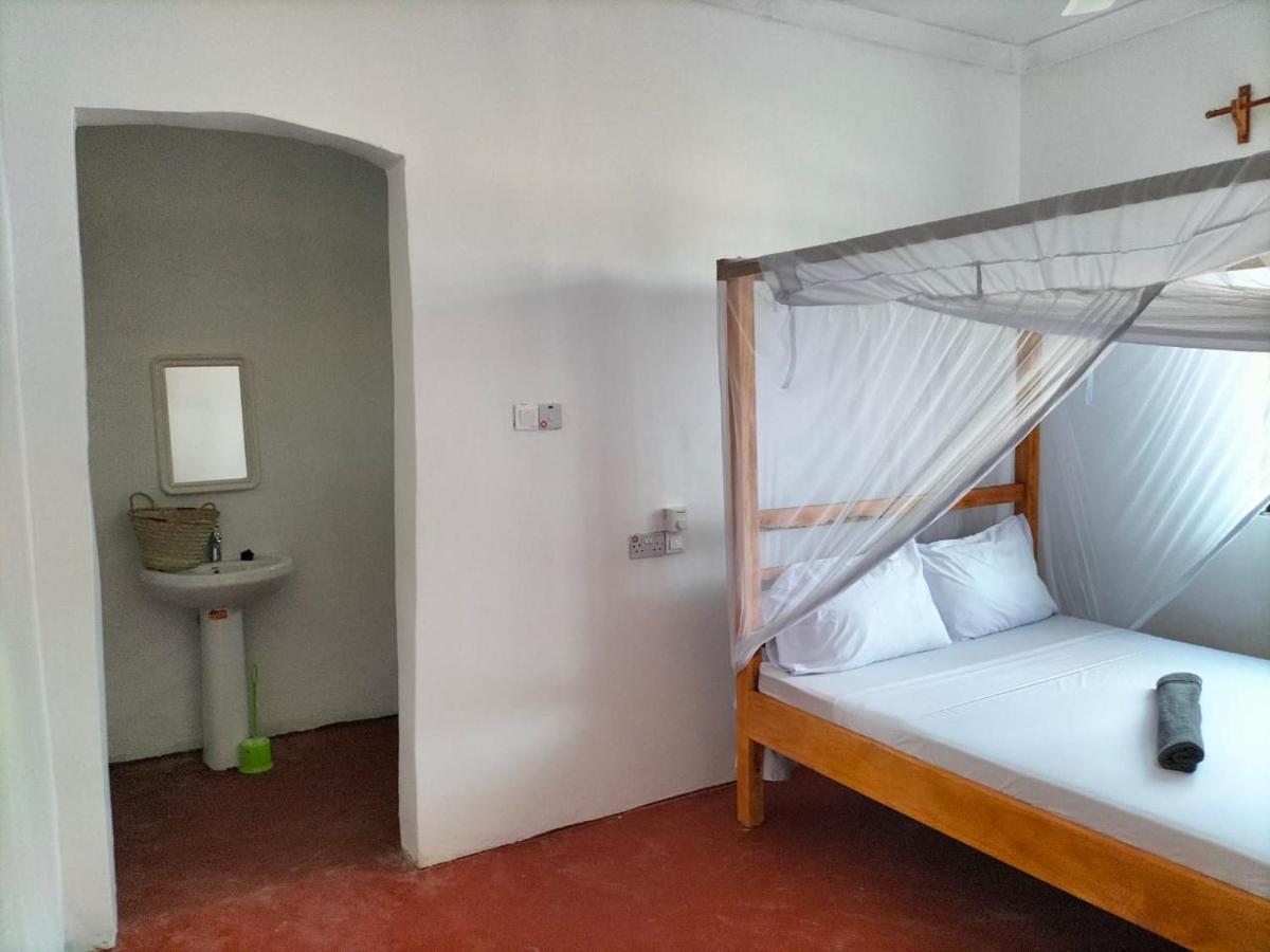 Mambo Leo Hostel Paje Buitenkant foto