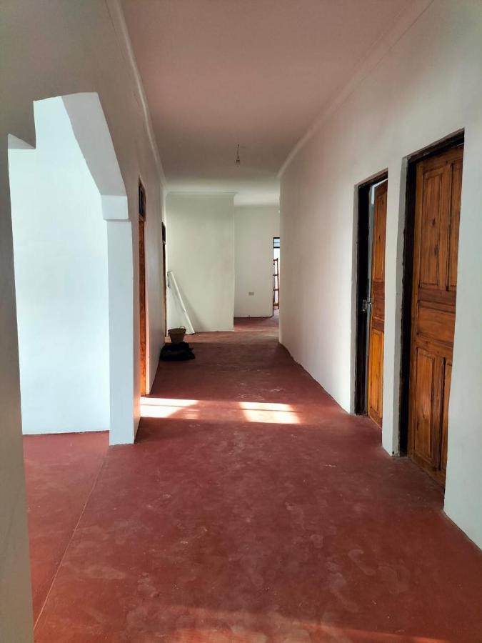 Mambo Leo Hostel Paje Buitenkant foto